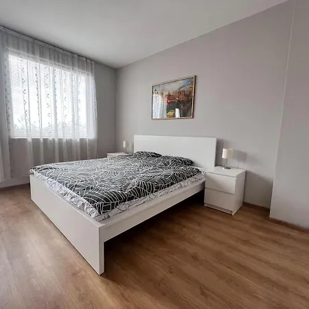 къща каменар וילה פומורי