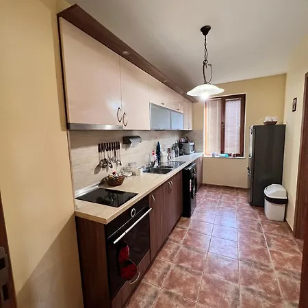 къща каменар וילה