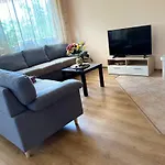 Vilă къща каменар *