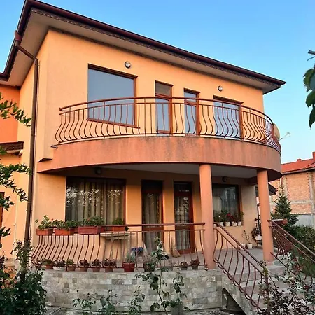 къща каменар Πομόριε