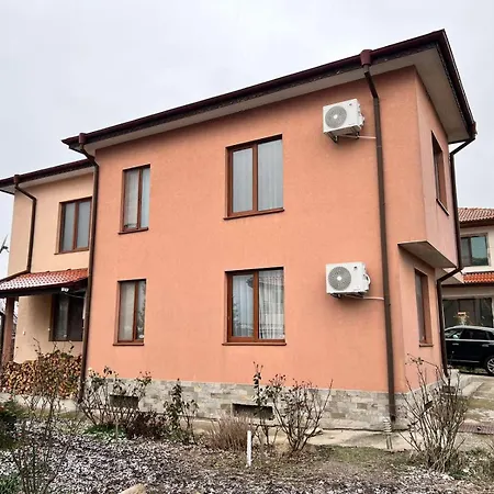 Βίλα къща каменар *